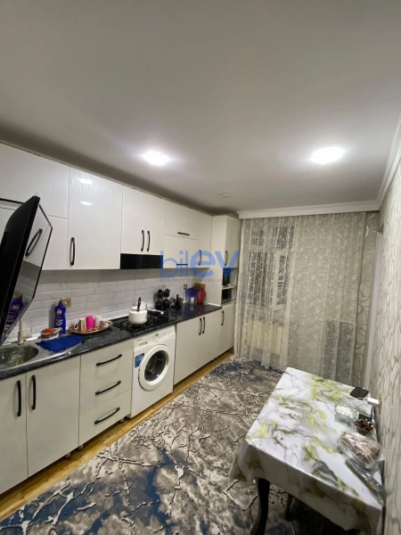 Satış 3 otaqlı Köhnə Tikili bina evi  80m², Bakı