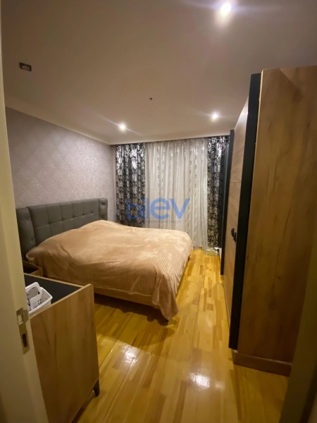 Satış 3 otaqlı Köhnə Tikili bina evi  80m², Bakı