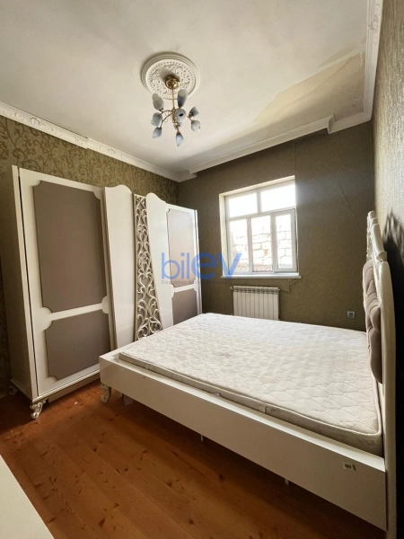 Aylıq Kirayə 3 otaqlı Həyət evi  100m², Bakı