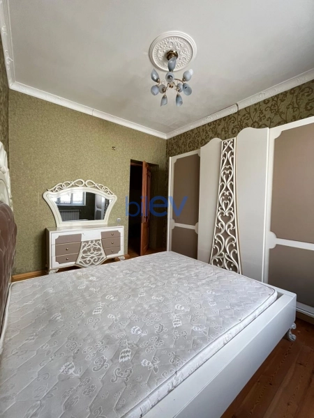 Aylıq Kirayə 3 otaqlı Həyət evi  100m², Bakı
