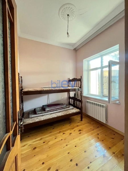 Aylıq Kirayə 3 otaqlı Həyət evi  100m², Bakı