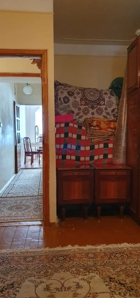 Satış 3 otaqlı Köhnə Tikili bina evi  75m², Bakı