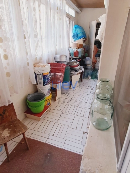 Satış 3 otaqlı Köhnə Tikili bina evi  75m², Bakı
