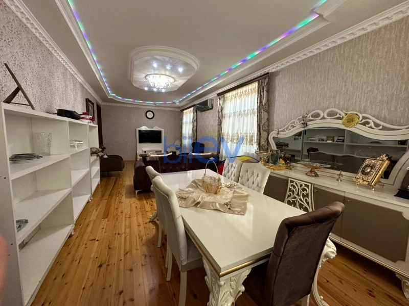 Satış 5 otaqlı Həyət evi  200m², Xırdalan