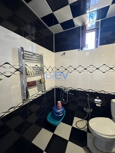 Satış 5 otaqlı Həyət evi  200m², Xırdalan