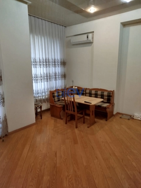 Satış 3 otaqlı Yeni Tikili bina evi  137m², Bakı
