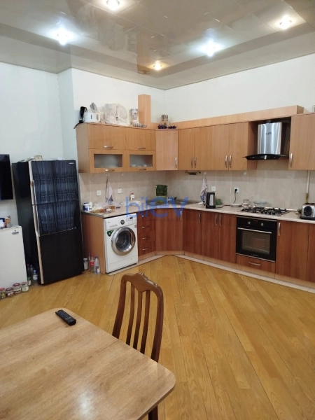 Satış 3 otaqlı Yeni Tikili bina evi  137m², Bakı
