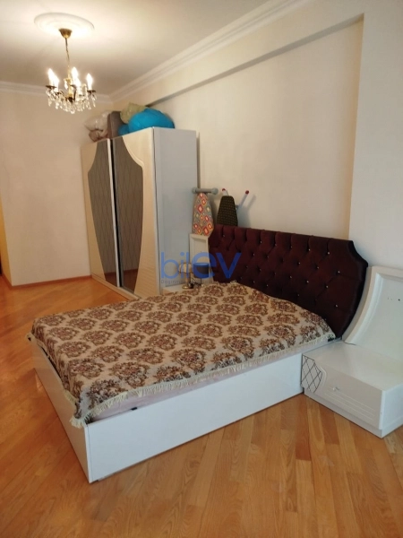 Satış 3 otaqlı Yeni Tikili bina evi  137m², Bakı