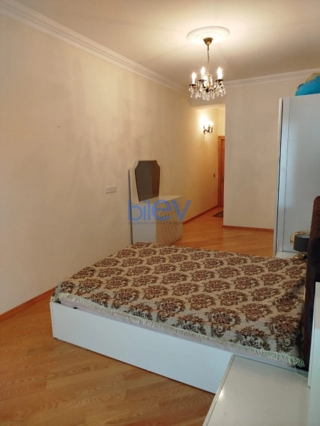 Satış 3 otaqlı Yeni Tikili bina evi  137m², Bakı