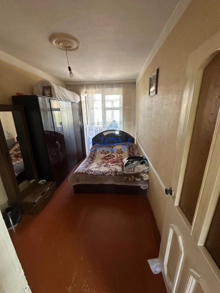 Satış 3 otaqlı Köhnə Tikili bina evi  77m², Lənkəran
