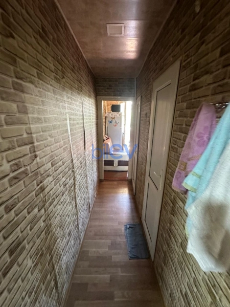 Satış 3 otaqlı Köhnə Tikili bina evi  77m², Lənkəran