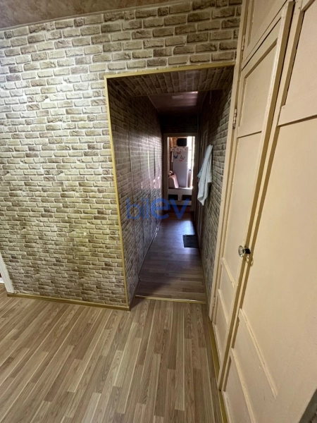 Satış 3 otaqlı Köhnə Tikili bina evi  77m², Lənkəran