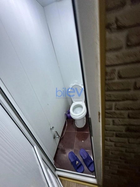 Satış 3 otaqlı Köhnə Tikili bina evi  77m², Lənkəran