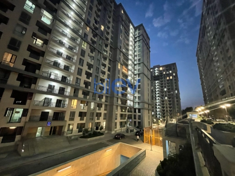 Satış 2 otaqlı Yeni Tikili bina evi  63m², Bakı