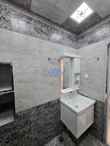 Satış 2 otaqlı Köhnə Tikili bina evi  55m², Bakı