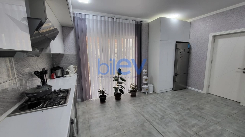 Satış 5 otaqlı Həyət evi  280m², Bakı
