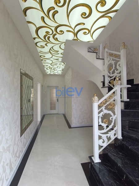 Satış 5 otaqlı Villa  250m², Xırdalan