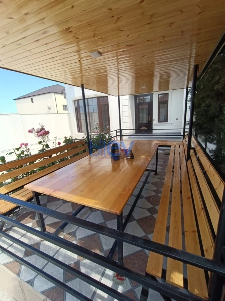 Satış 5 otaqlı Villa  250m², Xırdalan