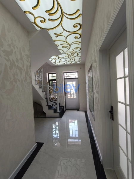 Satış 5 otaqlı Villa  250m², Xırdalan