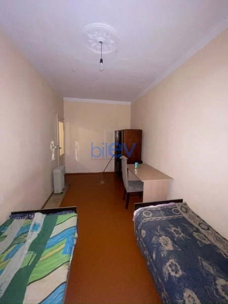Satış 2 otaqlı Köhnə Tikili bina evi  56m², Bakı