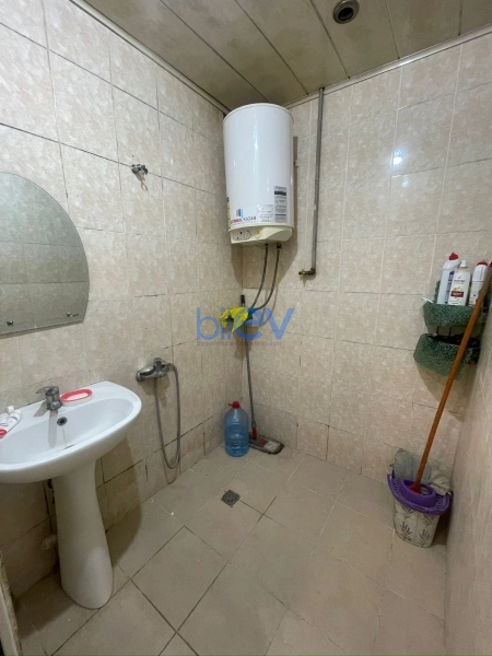 Satış 2 otaqlı Köhnə Tikili bina evi  56m², Bakı