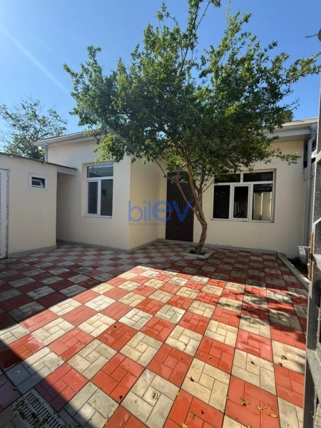 Satış 3 otaqlı Həyət evi  m², Bakı