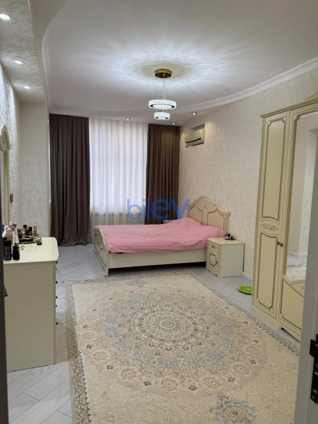 Satış 3 otaqlı Yeni Tikili bina evi  128m², Bakı