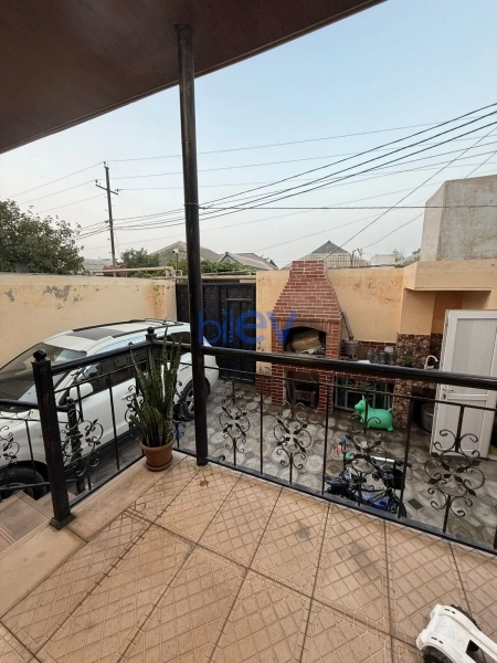 Satış 4 otaqlı Həyət evi  m², Bakı