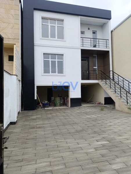 Satış 4 otaqlı Həyət evi  200m², Bakı