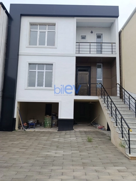 Satış 4 otaqlı Həyət evi  200m², Bakı