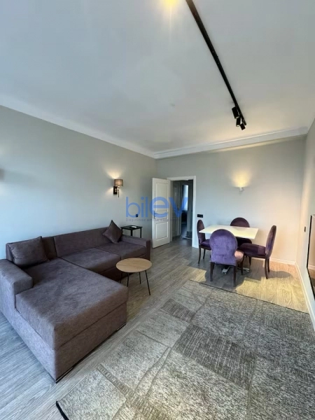 Aylıq Kirayə 2 otaqlı Yeni Tikili bina evi  80m², Bakı