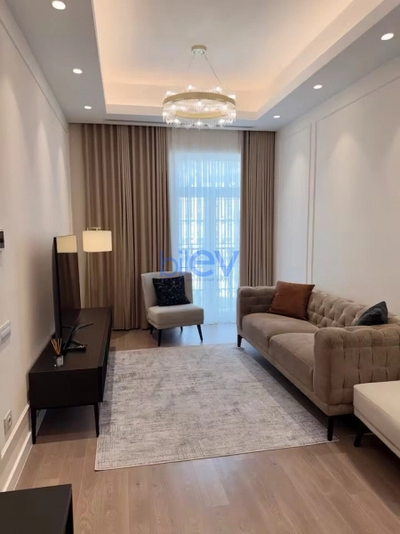 Aylıq Kirayə 2 otaqlı Yeni Tikili bina evi  80m², Bakı