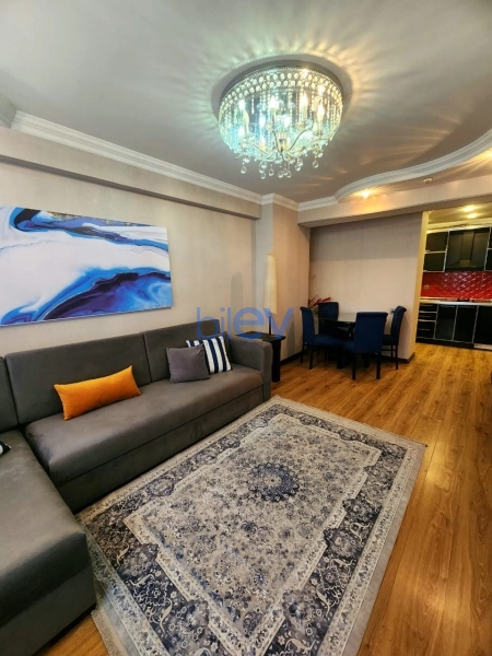 Aylıq Kirayə 3 otaqlı Yeni Tikili bina evi  120m², Bakı