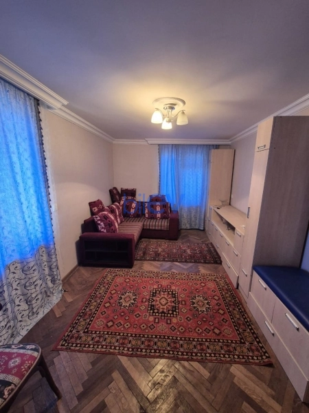 Satış 1 otaqlı Köhnə Tikili bina evi  35m², Bakı