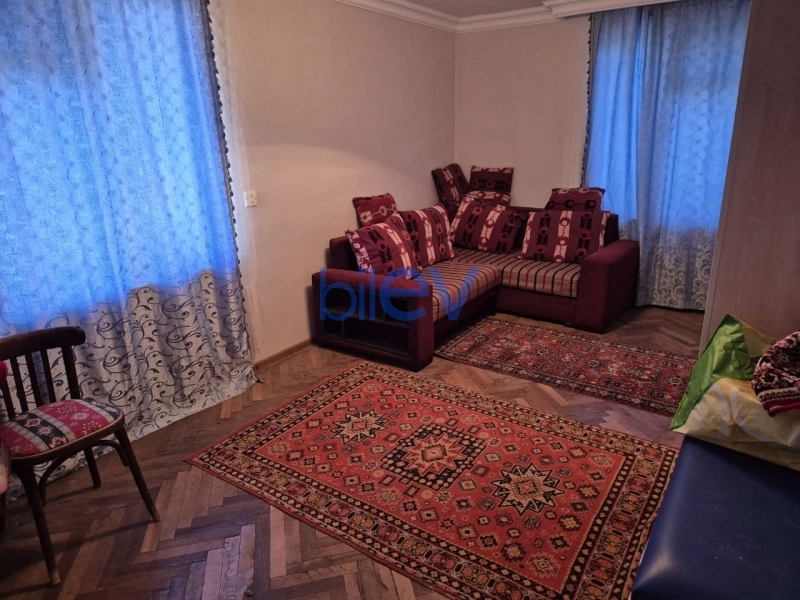 Satış 1 otaqlı Köhnə Tikili bina evi  35m², Bakı
