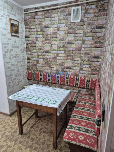 Satış 1 otaqlı Köhnə Tikili bina evi  35m², Bakı