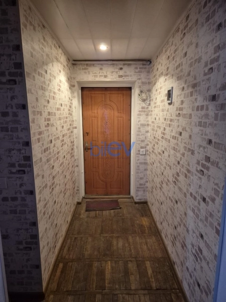 Satış 1 otaqlı Köhnə Tikili bina evi  35m², Bakı