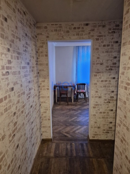 Satış 1 otaqlı Köhnə Tikili bina evi  35m², Bakı