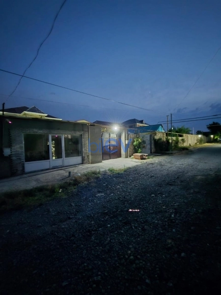 Satış 4 otaqlı Həyət evi  180m², Bakı