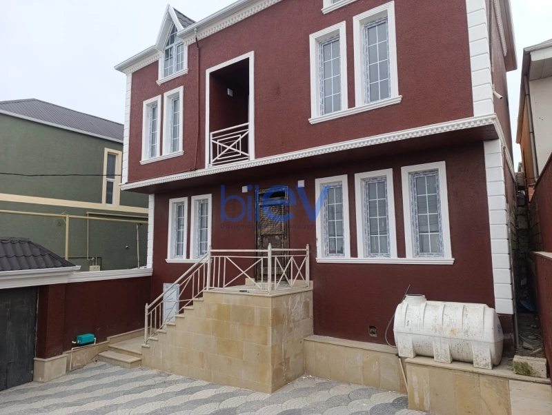 Satış 6 otaqlı Həyət evi  200m², Bakı
