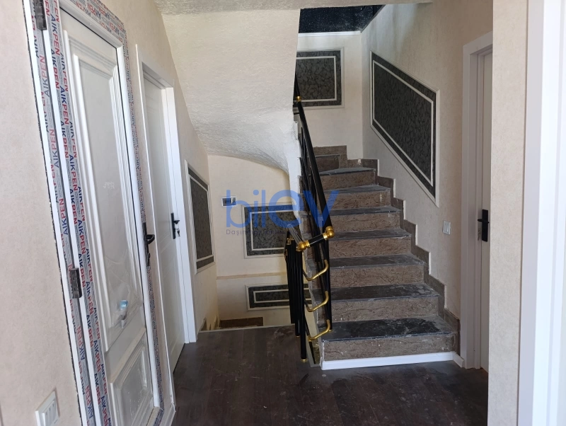 Satış 6 otaqlı Həyət evi  200m², Bakı