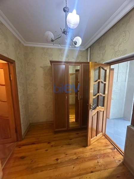Satış 3 otaqlı Köhnə Tikili bina evi  50m², Bakı