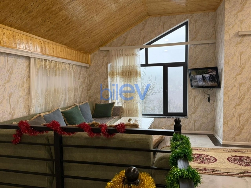 Günlük Kirayə 3 otaqlı Həyət evi  200m², Quba