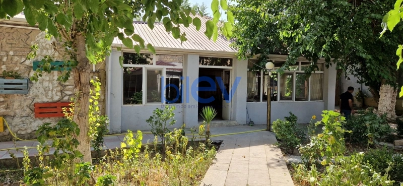 Satış 4 otaqlı Obyekt  140m², Bakı