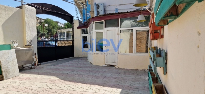 Satış 4 otaqlı Obyekt  140m², Bakı