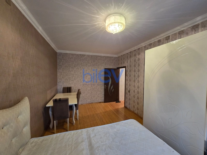 Aylıq Kirayə 2 otaqlı Köhnə Tikili bina evi  40m², Bakı