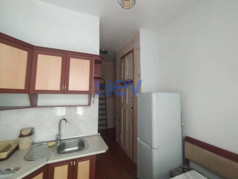 Aylıq Kirayə 2 otaqlı Köhnə Tikili bina evi  60m², Bakı