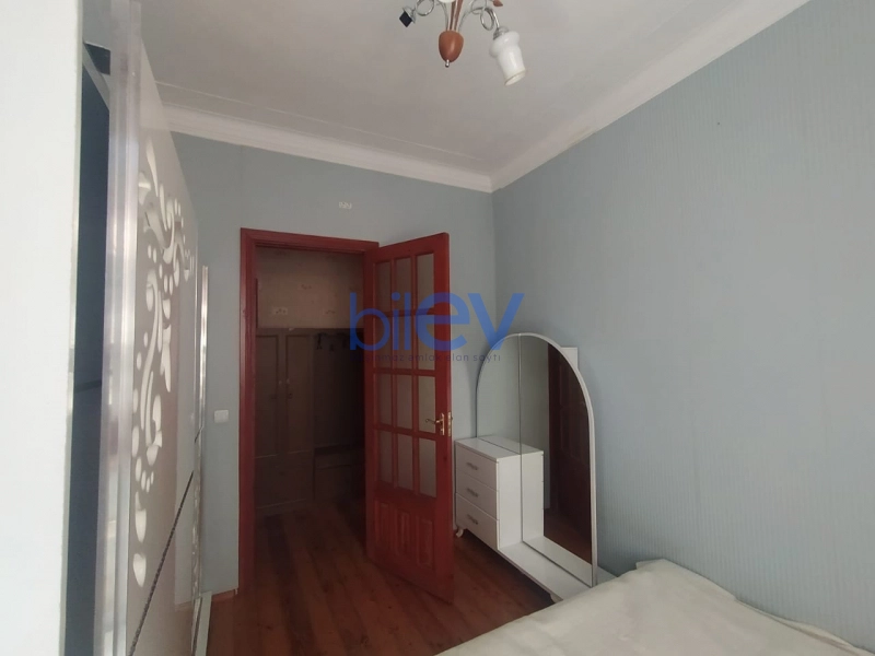 Aylıq Kirayə 2 otaqlı Köhnə Tikili bina evi  60m², Bakı