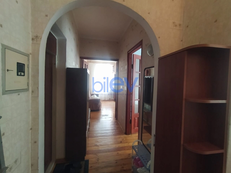 Aylıq Kirayə 2 otaqlı Köhnə Tikili bina evi  60m², Bakı