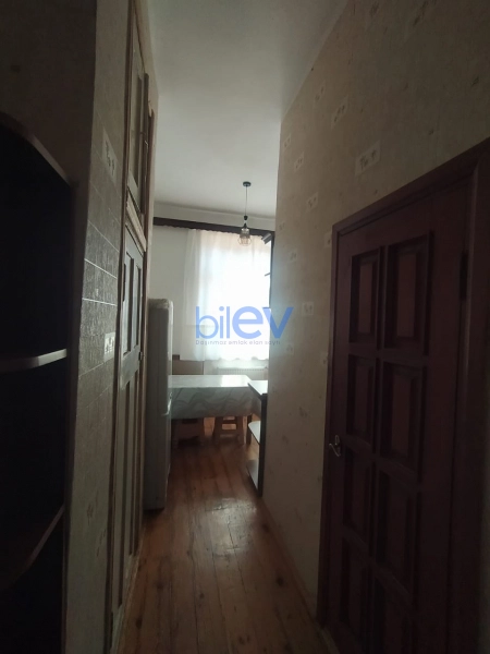 Aylıq Kirayə 2 otaqlı Köhnə Tikili bina evi  60m², Bakı